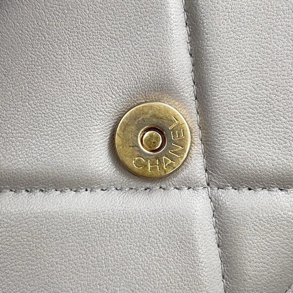 CHANEL CHANEL19 Chain wallet Lambskin Gray AP0957 - Picture 8 of 14